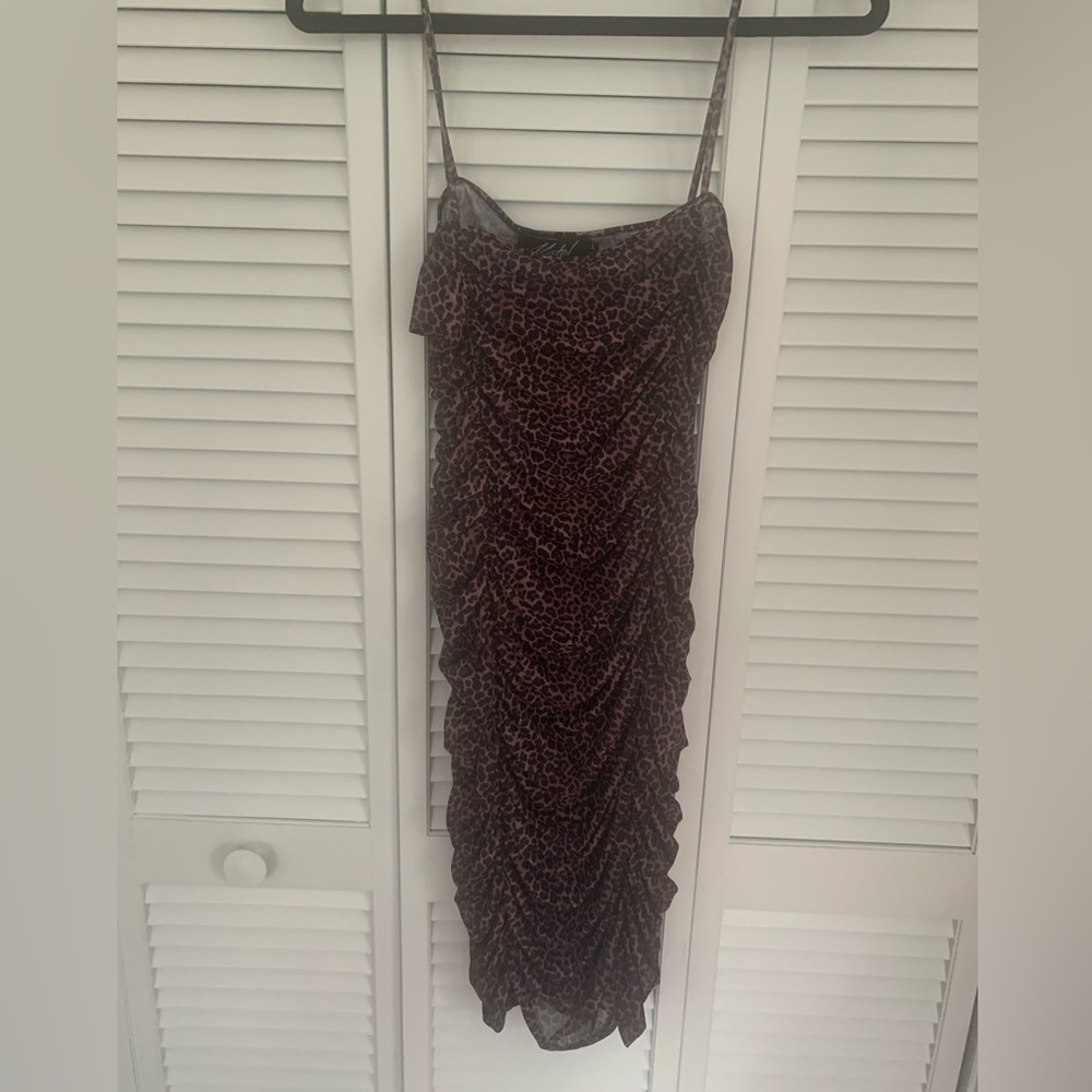 Motel Rocks Seruchi Mini Dress in Animal Print. Size L.
